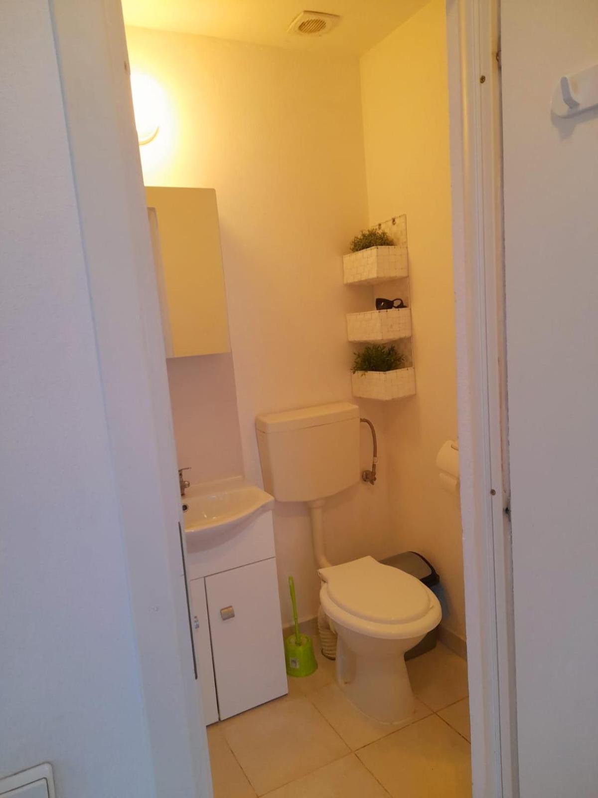 Casa Liveni Apartman Bukarest Kültér fotó
