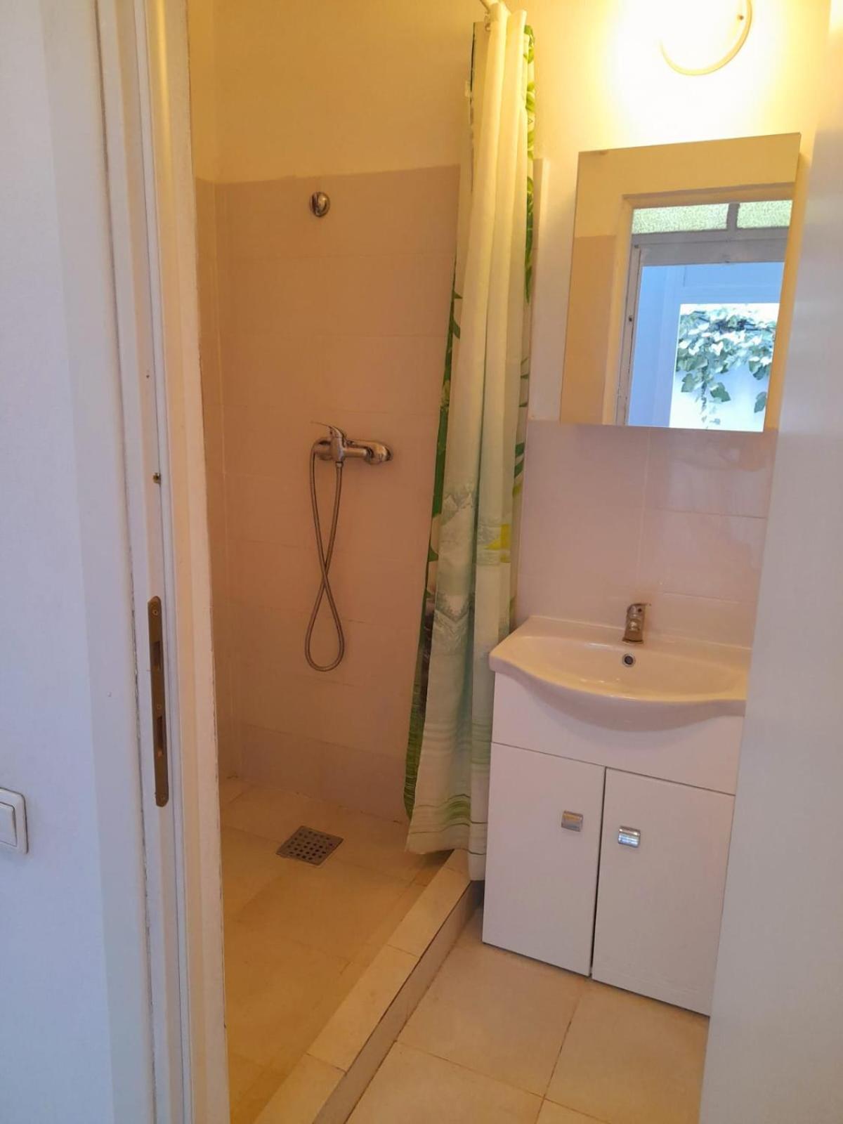 Casa Liveni Apartman Bukarest Kültér fotó